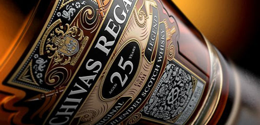 Rượu pha trộn Chivas 25 - Dòng rượu whisky cao cấp đầu tiên trên thế giới